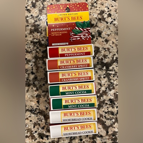Burt's Bees Lip Balm Holiday Bundle - Picture 3 of 4